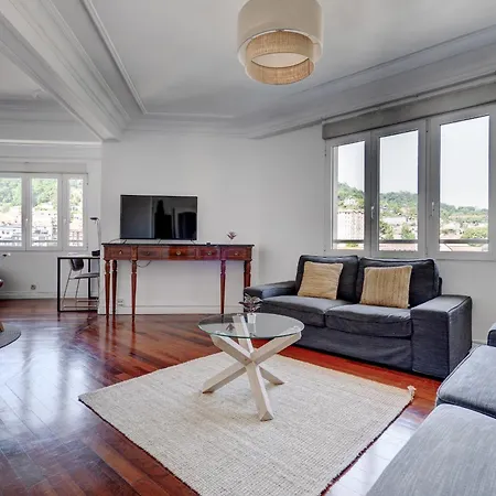 Ulia By Sanse Holidays *