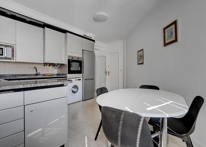 Ulia By Sanse Holidays Apartment