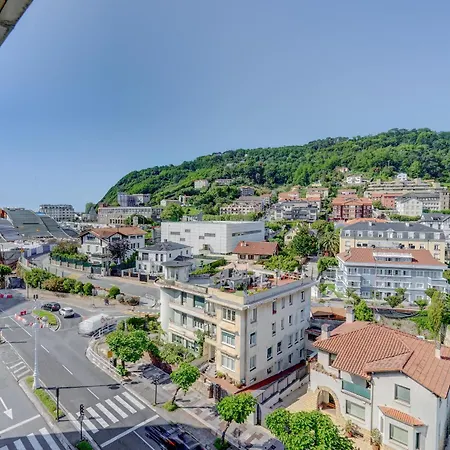 Ulia By Sanse Holidays 公寓